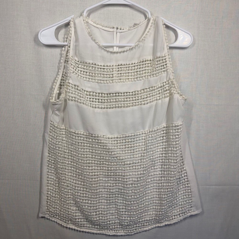 HYPR Blouse Womens Medium Crochet Lace Pom Pom Ivory Sleeveless Boho Cottagecore